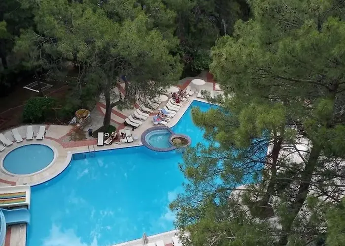 Pirates Park 4*