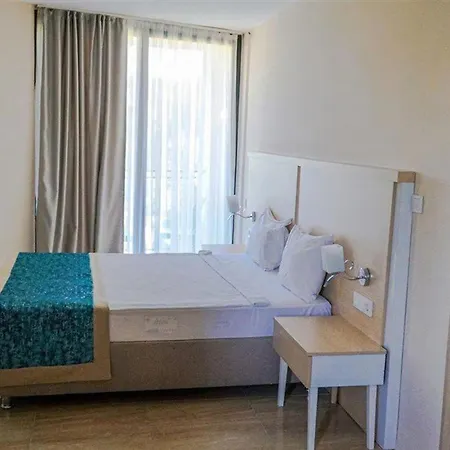 Hotel Pirates Park 4*