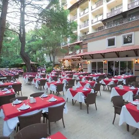 Pirates Park Hotel