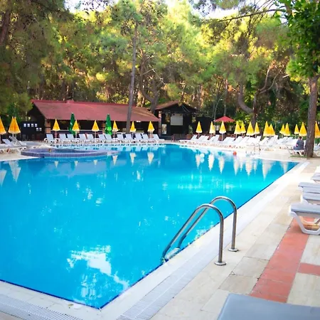 Hotel Pirates Park