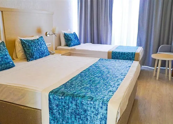 Pirates Park Ξενοδοχείο 4*