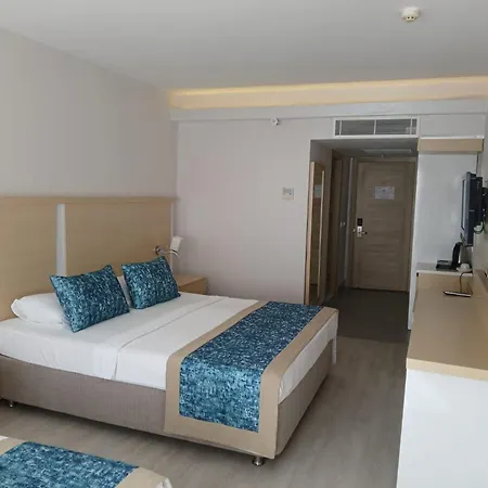 Hotel Pirates Park