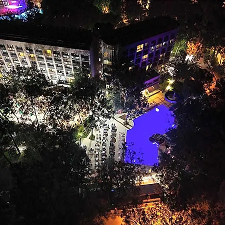 Pirates Park Hotel 4*