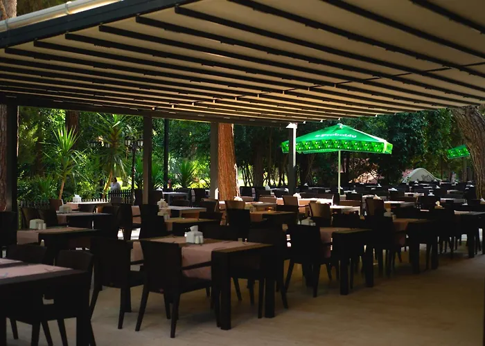 Ξενοδοχείο Pirates Park 4*